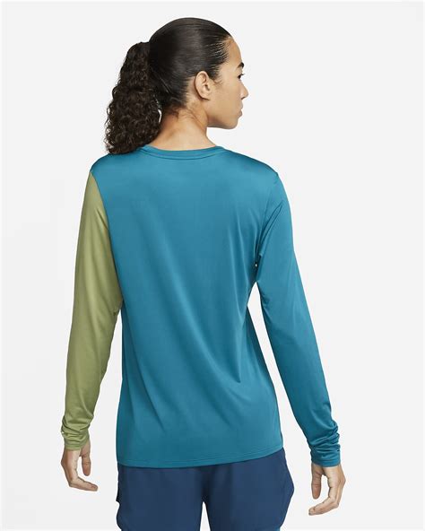 nike hardlooptop lange mouwen|Outlet store: Nike Factory Store, Livermore Premium Outlets .